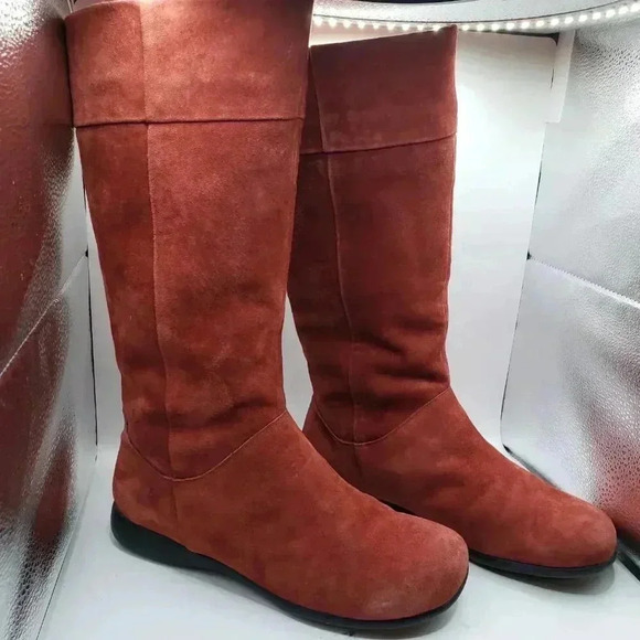 Santana Canada Sherpa Lined Knee Length Boots suede Leather Women's 8 M Red - Picture 2 of 9
